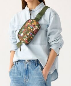 Alternative view of Harry Potter™ Woodward Small Belt Bag