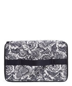 Alternative view of Casserole Carrier