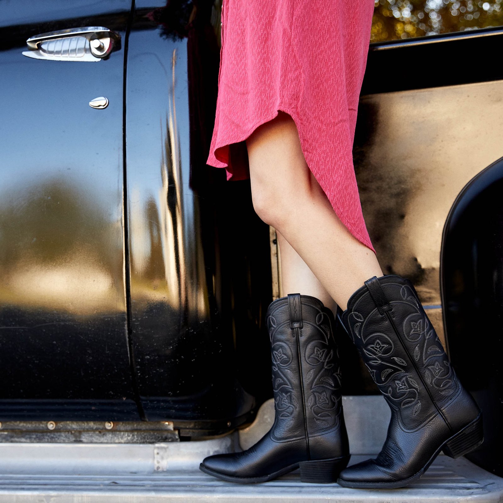 Heritage R Toe Western Boot - Image 14